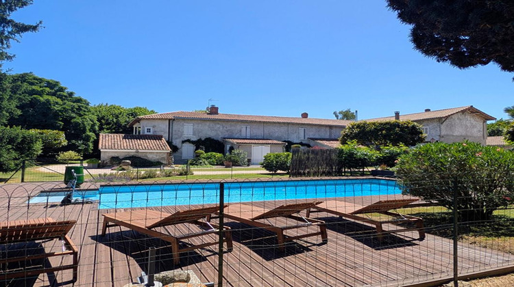 Ma-Cabane - Vente Maison POINTIS INARD, 503 m²