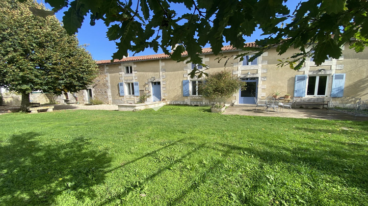 Ma-Cabane - Vente Maison Poitiers, 228 m²