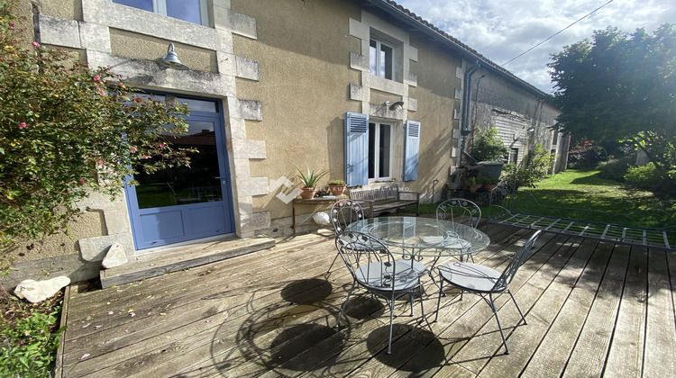 Ma-Cabane - Vente Maison Poitiers, 228 m²