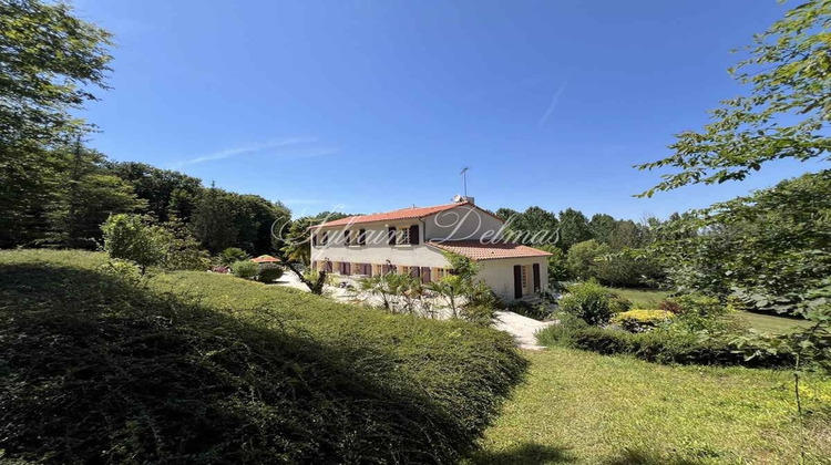 Ma-Cabane - Vente Maison POITIERS, 220 m²