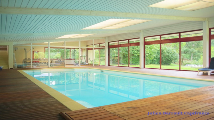 Ma-Cabane - Vente Maison POITIERS, 1098 m²