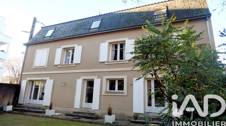 Ma-Cabane - Vente Maison Poitiers, 423 m²