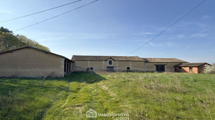 Ma-Cabane - Vente Maison Poitiers, 1700 m²