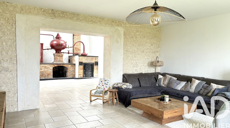 Ma-Cabane - Vente Maison Pommiers-Moulons, 338 m²