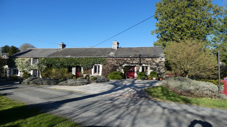 Ma-Cabane - Vente Maison PONT D OUILLY, 113 m²
