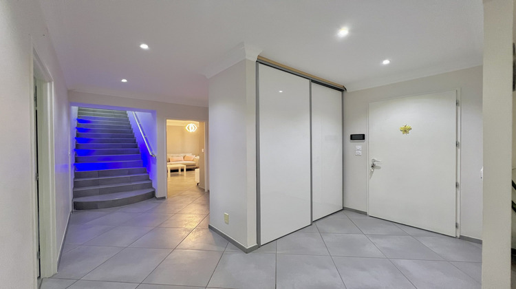 Ma-Cabane - Vente Maison Pont-de-Chéruy, 140 m²