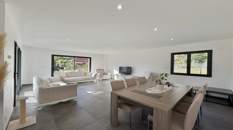 Ma-Cabane - Vente Maison Pont-de-Chéruy, 150 m²