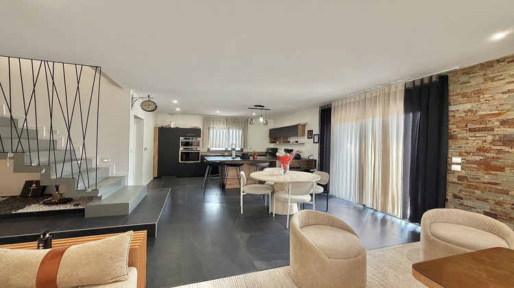 Ma-Cabane - Vente Maison Pont-de-Chéruy, 110 m²