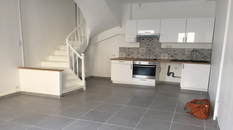 Ma-Cabane - Vente Maison Pont-de-l'Arche, 58 m²