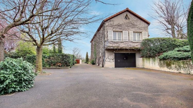 Ma-Cabane - Vente Maison Pont-du-Château, 195 m²