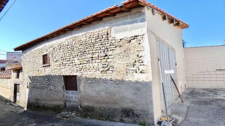 Ma-Cabane - Vente Maison PONT-DU-CHATEAU, 61 m²