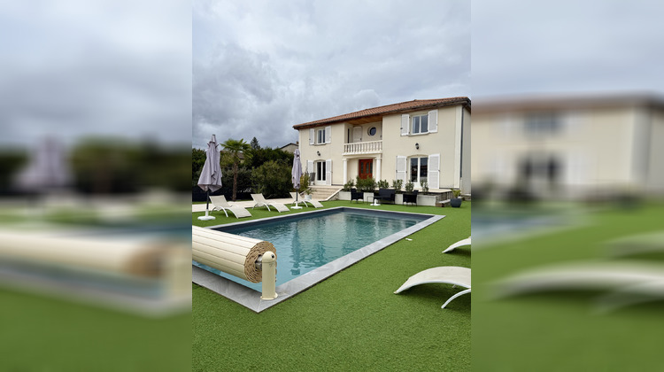 Ma-Cabane - Vente Maison Pont-du-Château, 277 m²