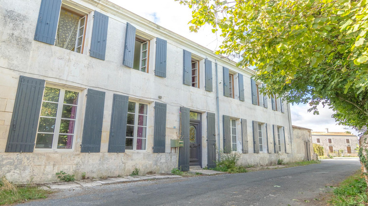Ma-Cabane - Vente Maison Pont-l'Abbe-d'Arnoult, 270 m²