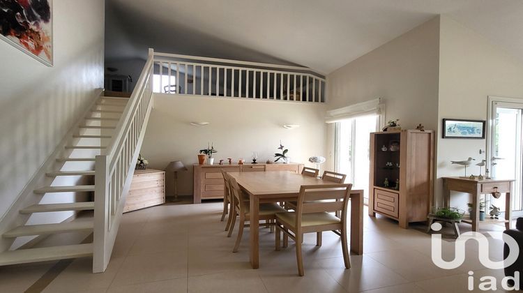 Ma-Cabane - Vente Maison Pont-Saint-Martin, 142 m²