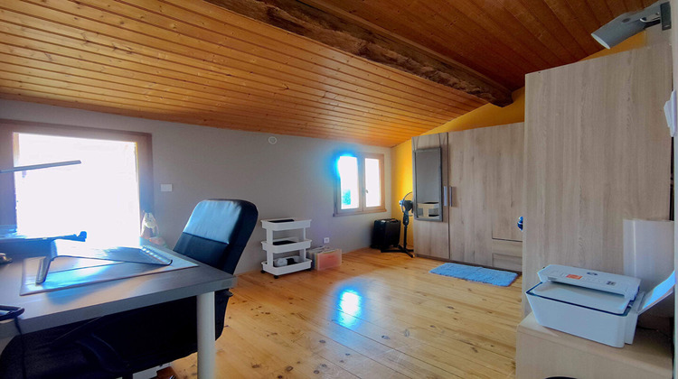 Ma-Cabane - Vente Maison PONT-SAINT-MARTIN, 78 m²