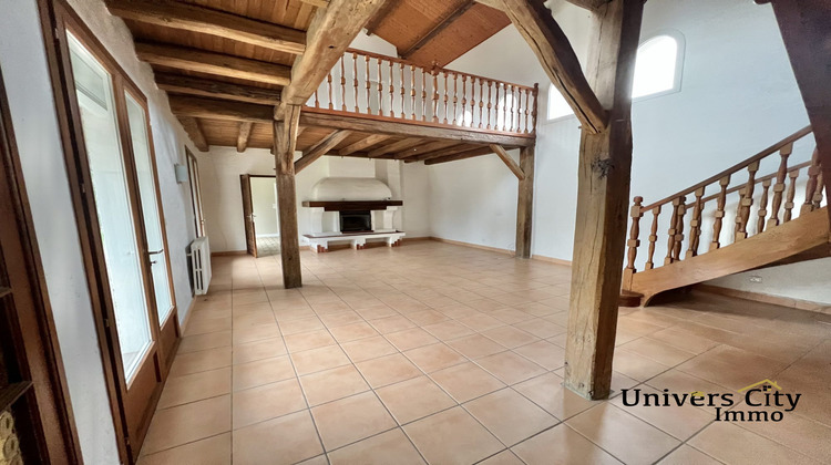 Ma-Cabane - Vente Maison Pont-Saint-Martin, 168 m²