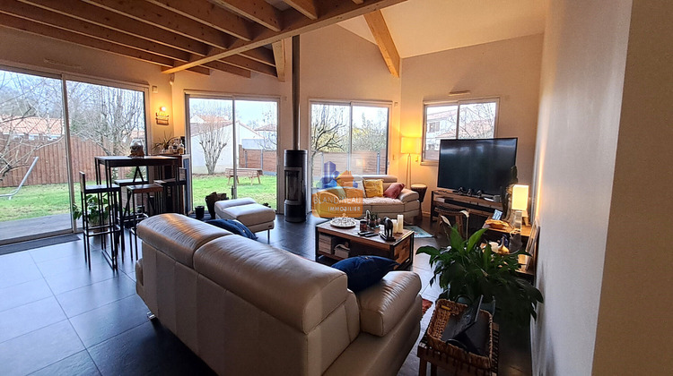 Ma-Cabane - Vente Maison PONT-SAINT-MARTIN, 131 m²