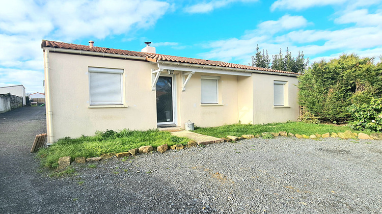 Ma-Cabane - Vente Maison PONT-SAINT-MARTIN, 79 m²