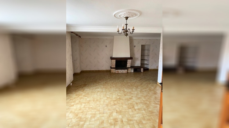 Ma-Cabane - Vente Maison PONT SAINT MARTIN, 110 m²