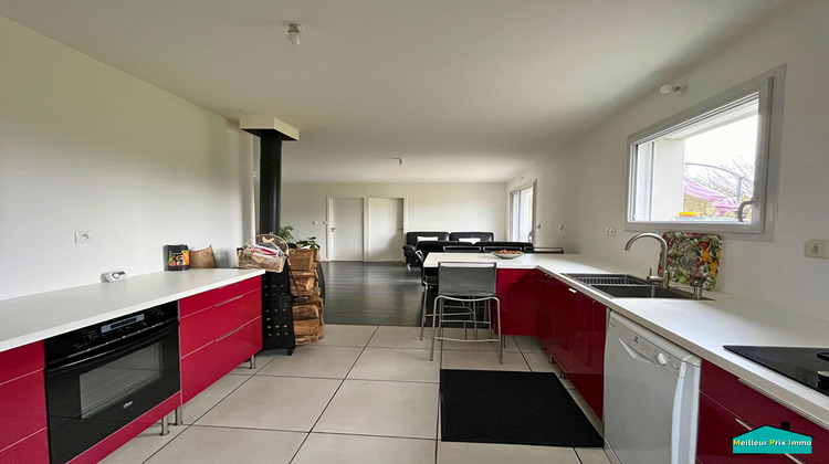 Ma-Cabane - Vente Maison PONT-SAINT-MARTIN, 108 m²