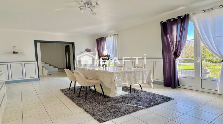 Ma-Cabane - Vente Maison Pont-Saint-Martin, 250 m²