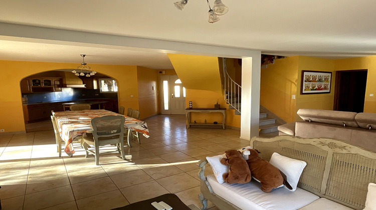 Ma-Cabane - Vente Maison PONT-SAINT-MARTIN, 233 m²