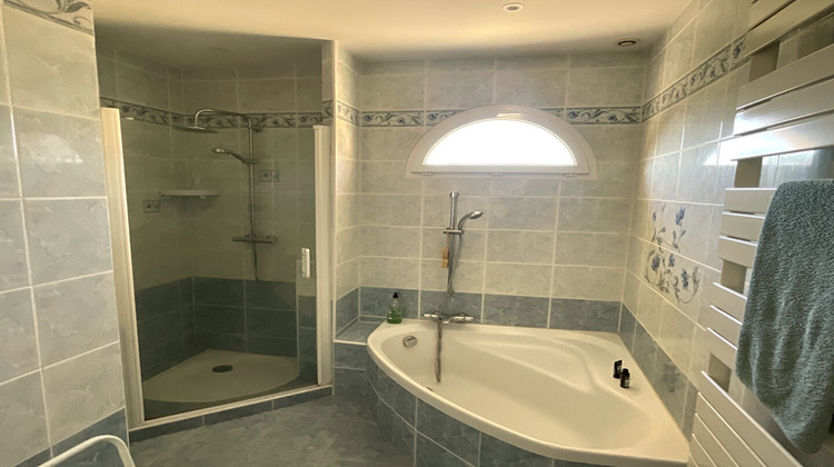 Ma-Cabane - Vente Maison PONT-SAINT-MARTIN, 233 m²