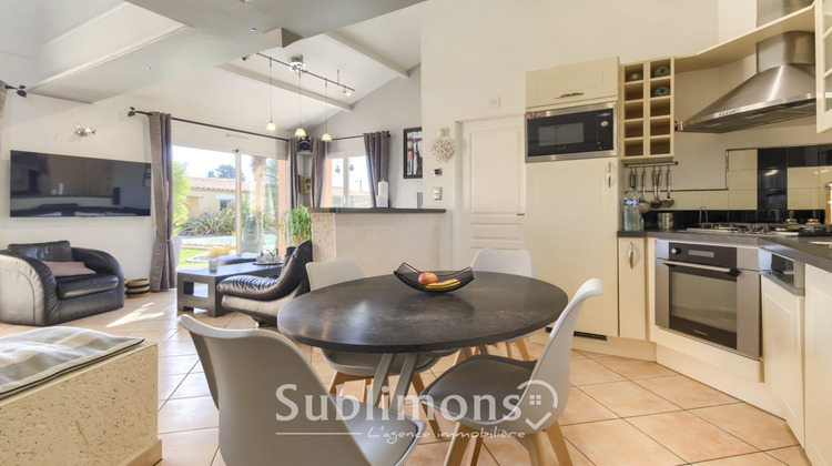 Ma-Cabane - Vente Maison Pont-Saint-Martin, 201 m²