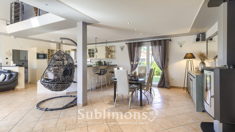 Ma-Cabane - Vente Maison Pont-Saint-Martin, 201 m²