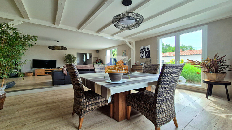Ma-Cabane - Vente Maison PONT-SAINT-MARTIN, 193 m²
