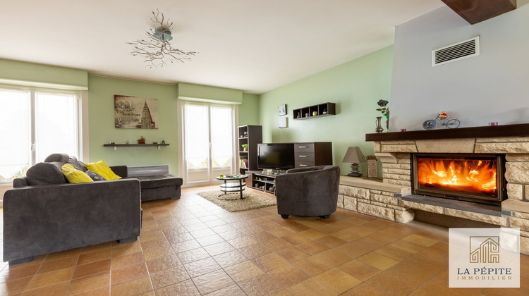 Ma-Cabane - Vente Maison Pont-sur-Sambre, 96 m²