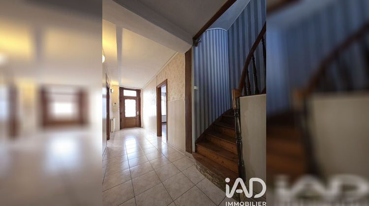 Ma-Cabane - Vente Maison Pont-sur-Sambre, 240 m²