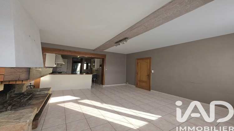 Ma-Cabane - Vente Maison Pont-sur-Sambre, 240 m²