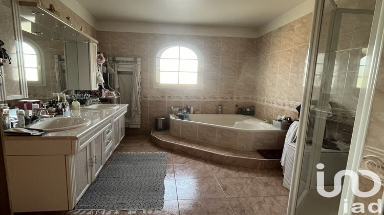 Ma-Cabane - Vente Maison Pont-sur-Yonne, 200 m²