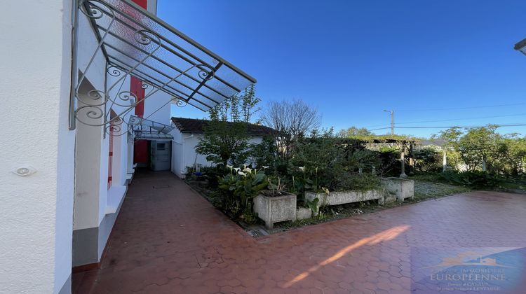 Ma-Cabane - Vente Maison Pontacq, 197 m²