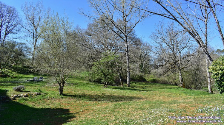 Ma-Cabane - Vente Maison PONTCIRQ, 164 m²