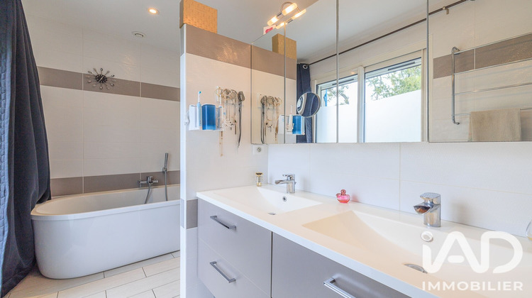 Ma-Cabane - Vente Maison Porchères, 167 m²