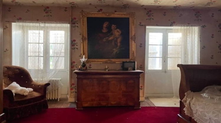 Ma-Cabane - Vente Maison Port-d'Envaux, 167 m²