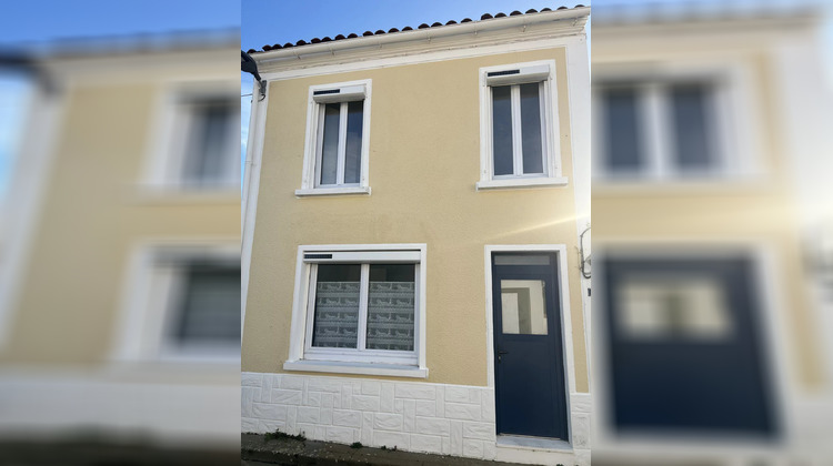 Ma-Cabane - Vente Maison Port-des-Barques, 66 m²