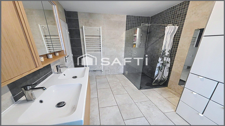 Ma-Cabane - Vente Maison Poses, 120 m²