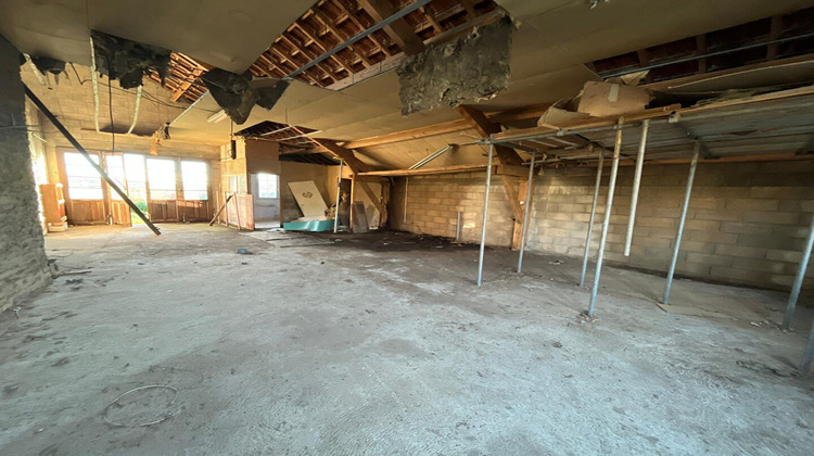 Ma-Cabane - Vente Maison POUILLEY-LES-VIGNES, 197 m²