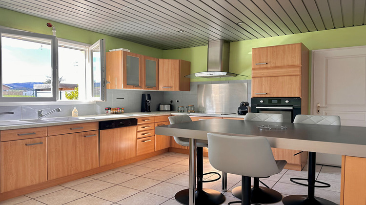 Ma-Cabane - Vente Maison POUILLY-LE-MONIAL, 93 m²