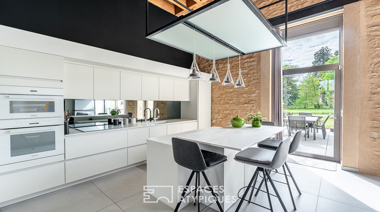 Ma-Cabane - Vente Maison POUILLY-LE-MONIAL, 166 m²
