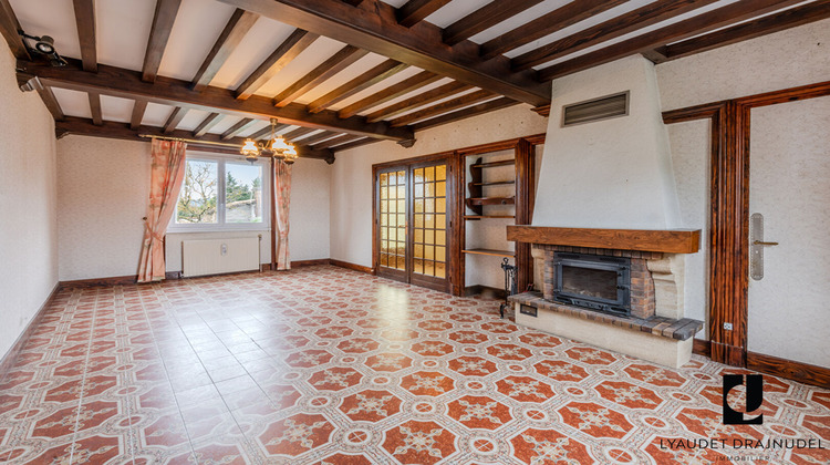 Ma-Cabane - Vente Maison POUILLY-LES-NONAINS, 97 m²