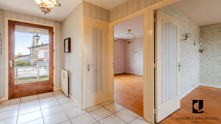 Ma-Cabane - Vente Maison POUILLY-LES-NONAINS, 97 m²