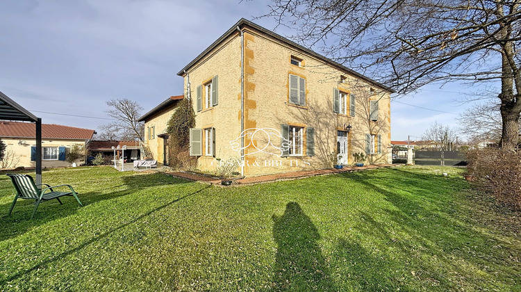 Ma-Cabane - Vente Maison Pouilly-sous-Charlieu, 400 m²