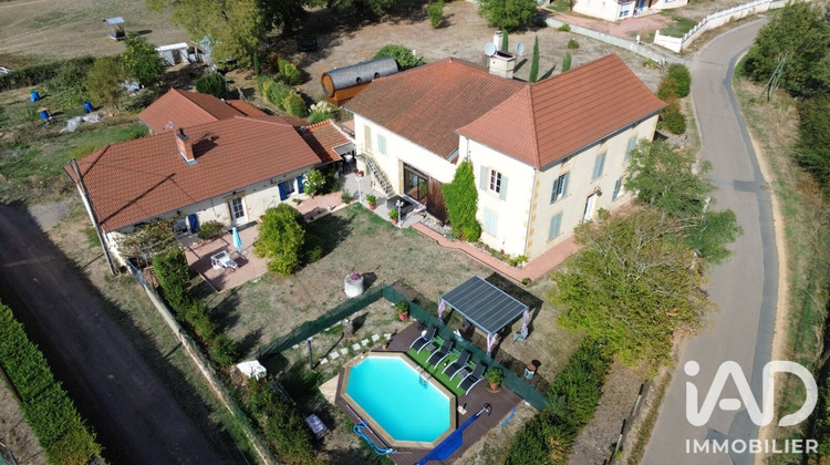 Ma-Cabane - Vente Maison Pouilly-sous-Charlieu, 400 m²