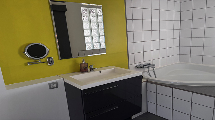 Ma-Cabane - Vente Maison POURRIERES, 70 m²