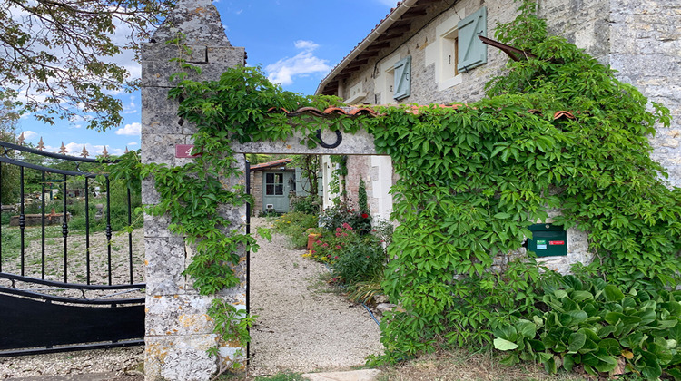 Ma-Cabane - Vente Maison POURSAC, 360 m²
