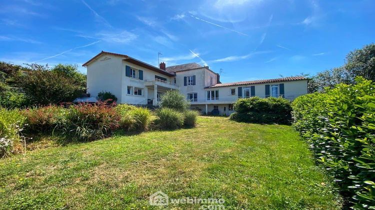 Ma-Cabane - Vente Maison Pouzauges, 230 m²